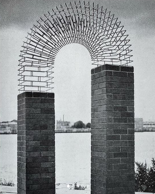 690024740284448768_0.jpg